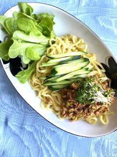 夏に摂りたい！デトックスを促す～枝豆のジャージャー麺～