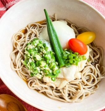 簡単５分！～ちょい足しで夏バテ予防の冷やし蕎麦～