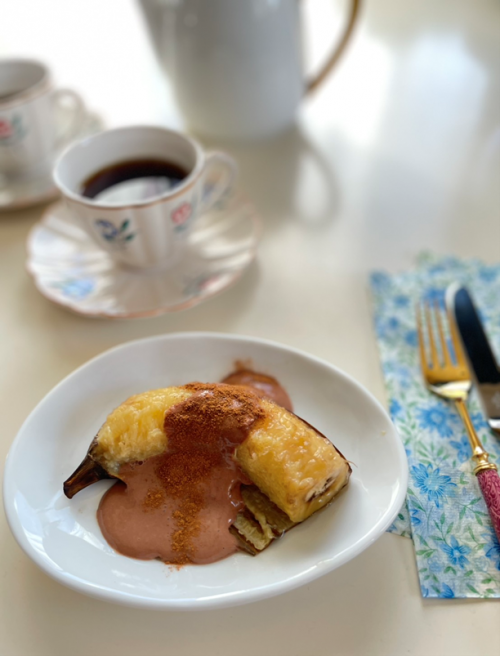 焼きバナナの豆乳チョコホイップ添え ～秋の美肌デザート～